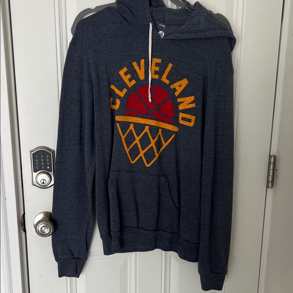 Cleveland Graphic Women's Hoodie - Navy